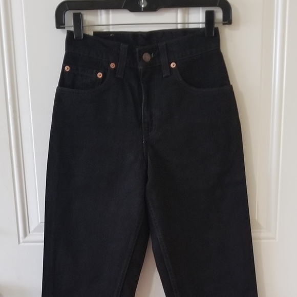 Vintage Levi's 550 Relaxed Fit, Trapped Legs - Picture 2 of 8